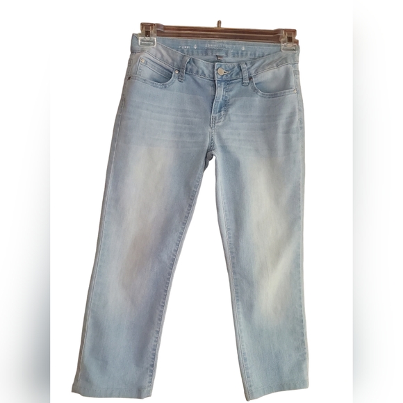 JENNIFER LOPEZ CAPRI JEANS SIZE 2 - Picture 1 of 4